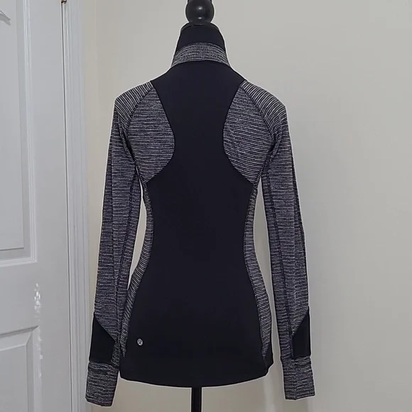 Lululemon Pullover Racer Quarter-Zip Top - Picture 4 of 9